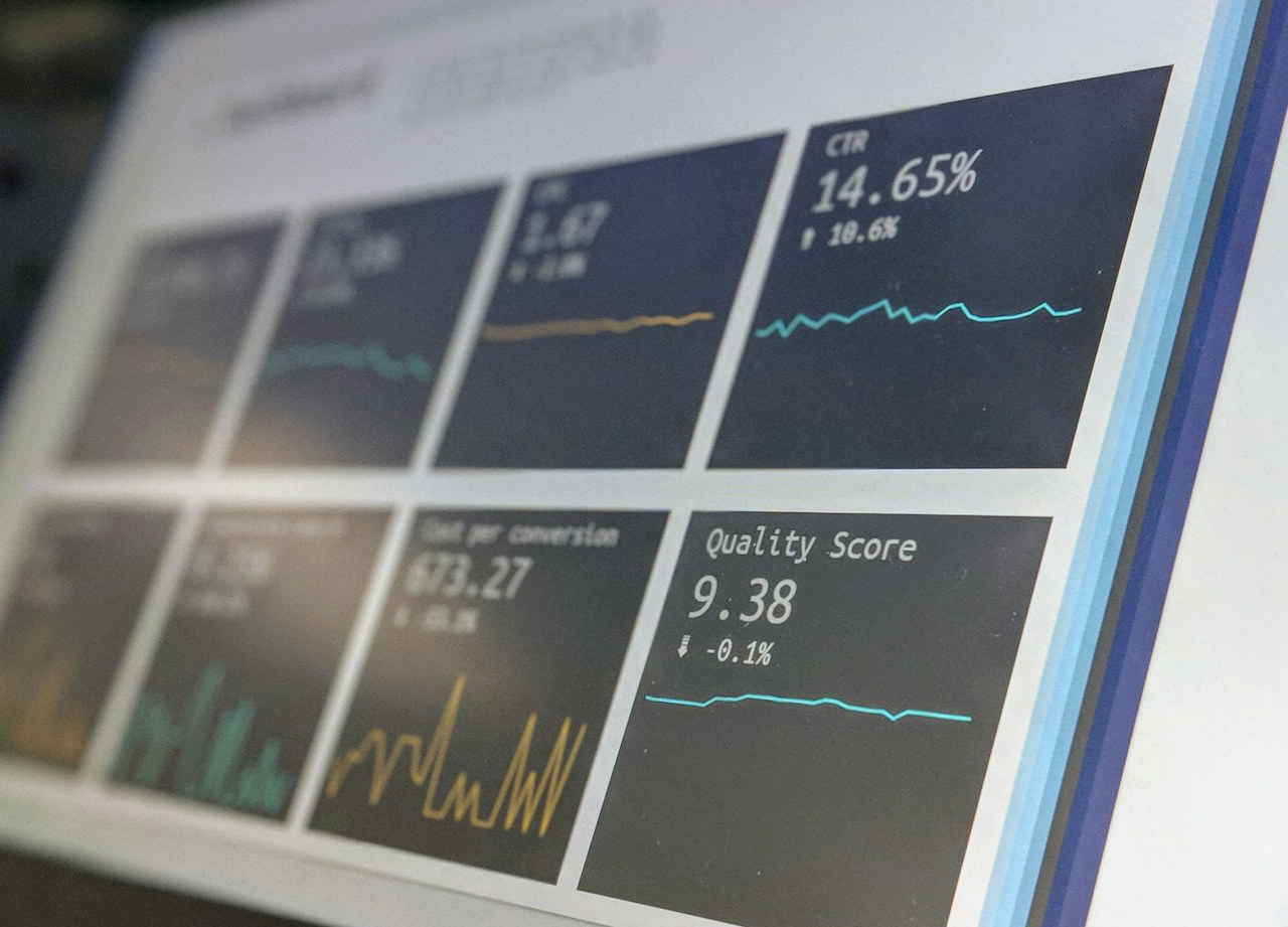 Data analytics dashboard illustrating enterprise dataset value measurements